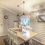 Nice Home In Leknes With House A Mountain View Semesterbostad *