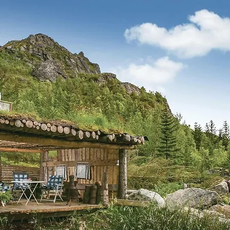 Amazing In Leknes With Kitchen 別荘 *