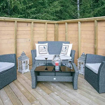 Amazing In Leknes With Kitchen Tatil Evi