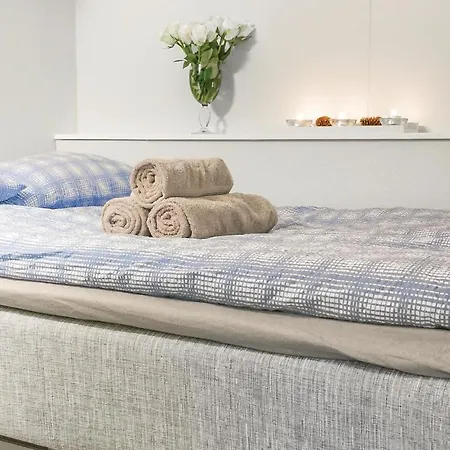 Amazing In Leknes With Kitchen * Leknes