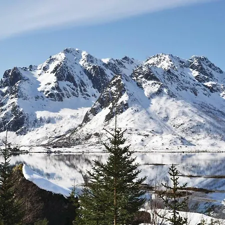 Amazing In Leknes With Kitchen *